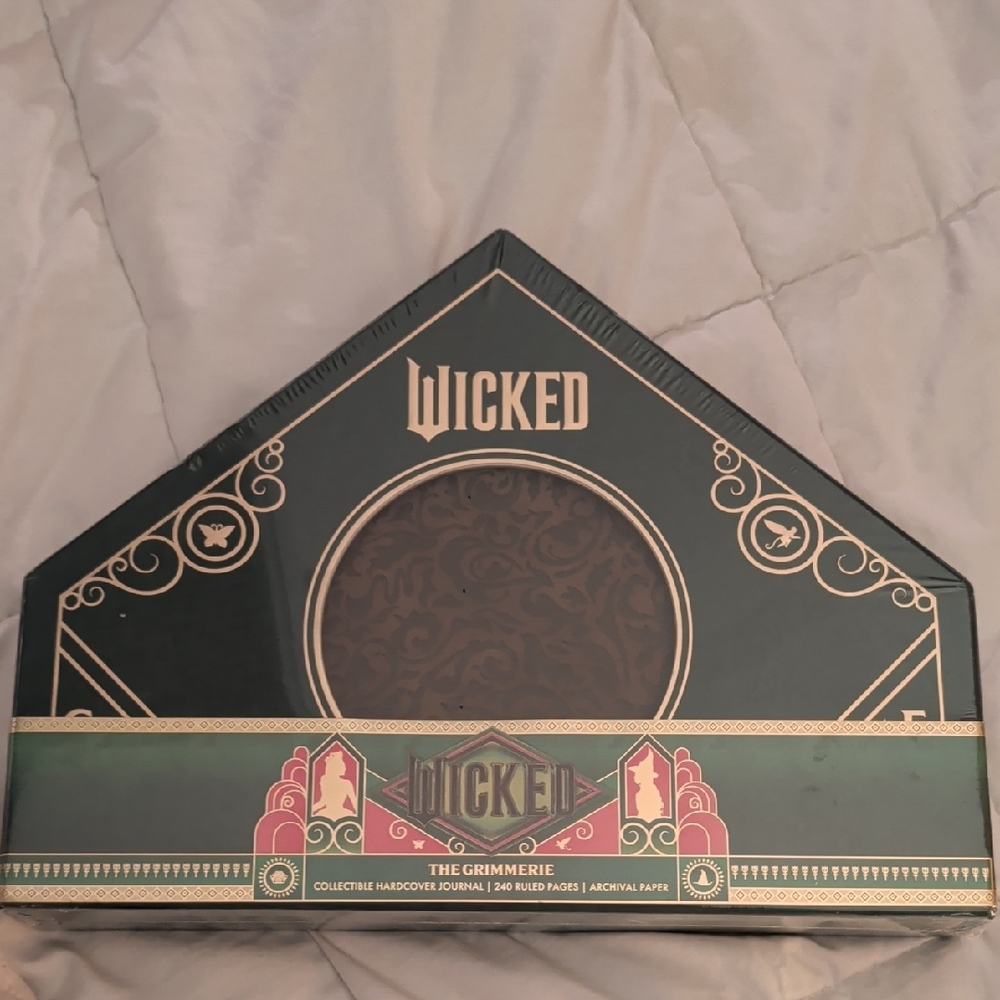 Wicked The Grimmerie Hardcover Journal